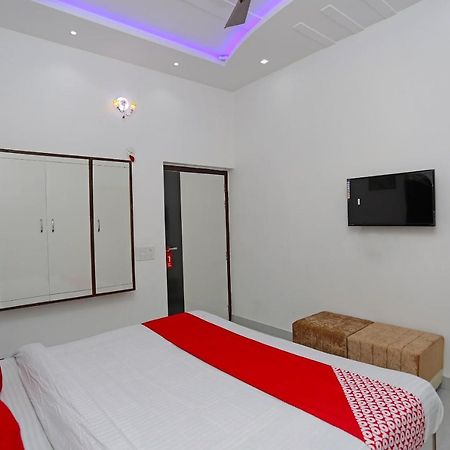 Hotel Rest Palace Agra  Exterior foto
