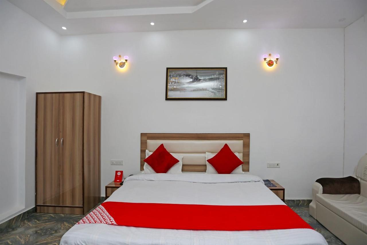 Hotel Rest Palace Agra  Exterior foto
