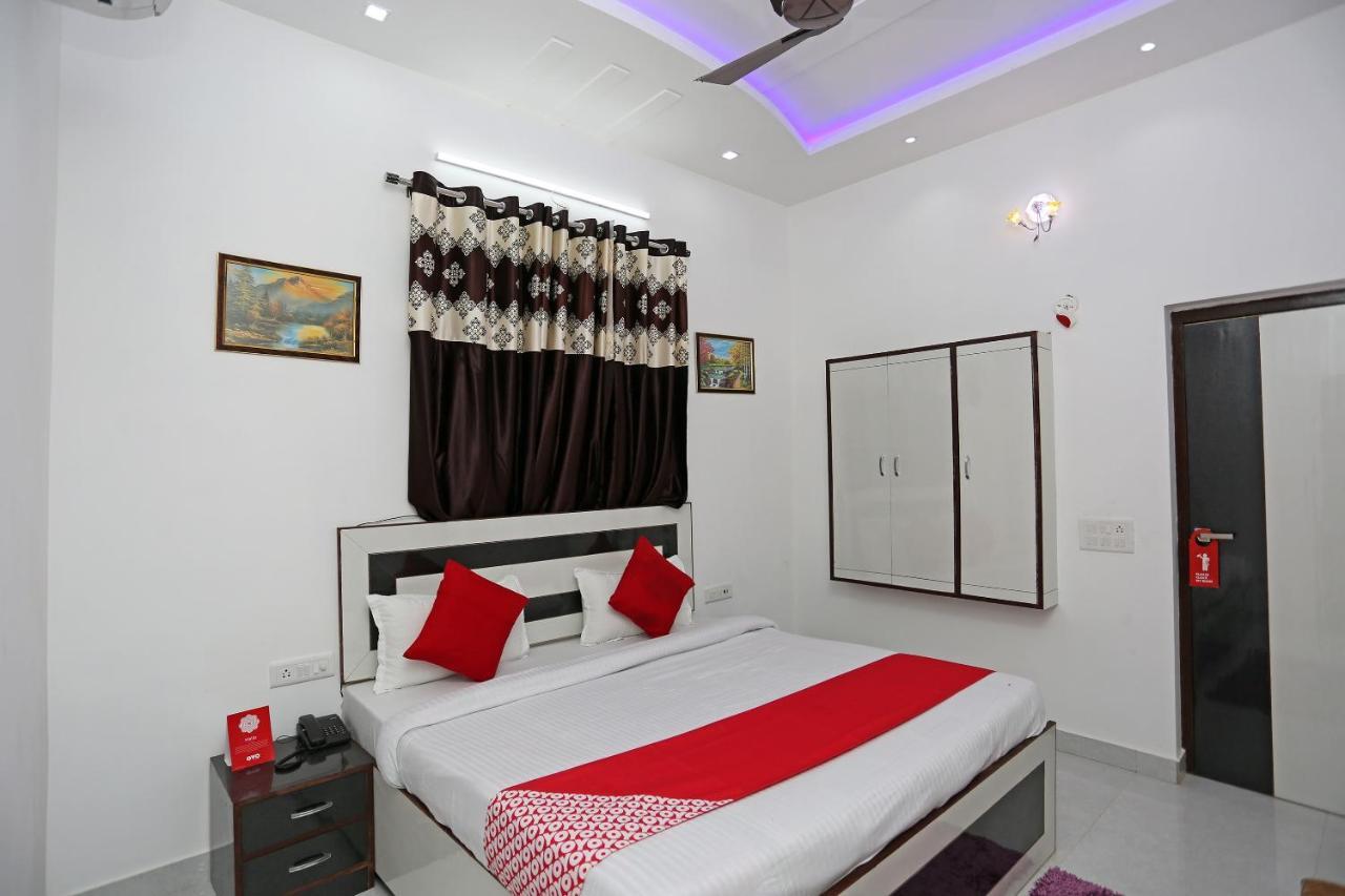 Hotel Rest Palace Agra  Exterior foto