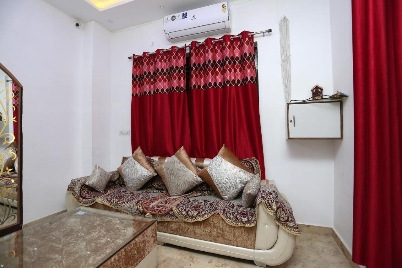 Hotel Rest Palace Agra  Exterior foto